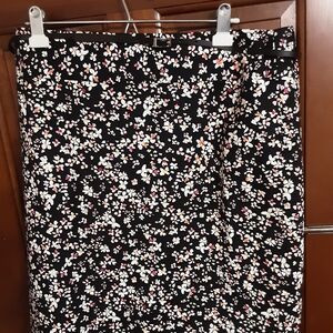 Liz Claiborne Floral Career Skirt Size 16